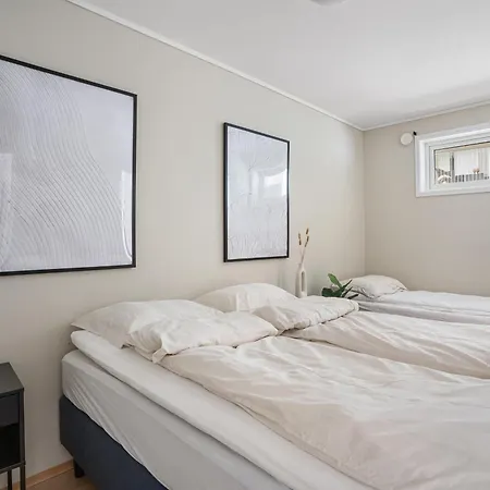 Aurora Waves By Paramount Apartment