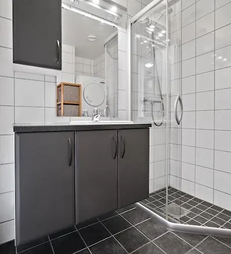 Aurora Waves By Paramount